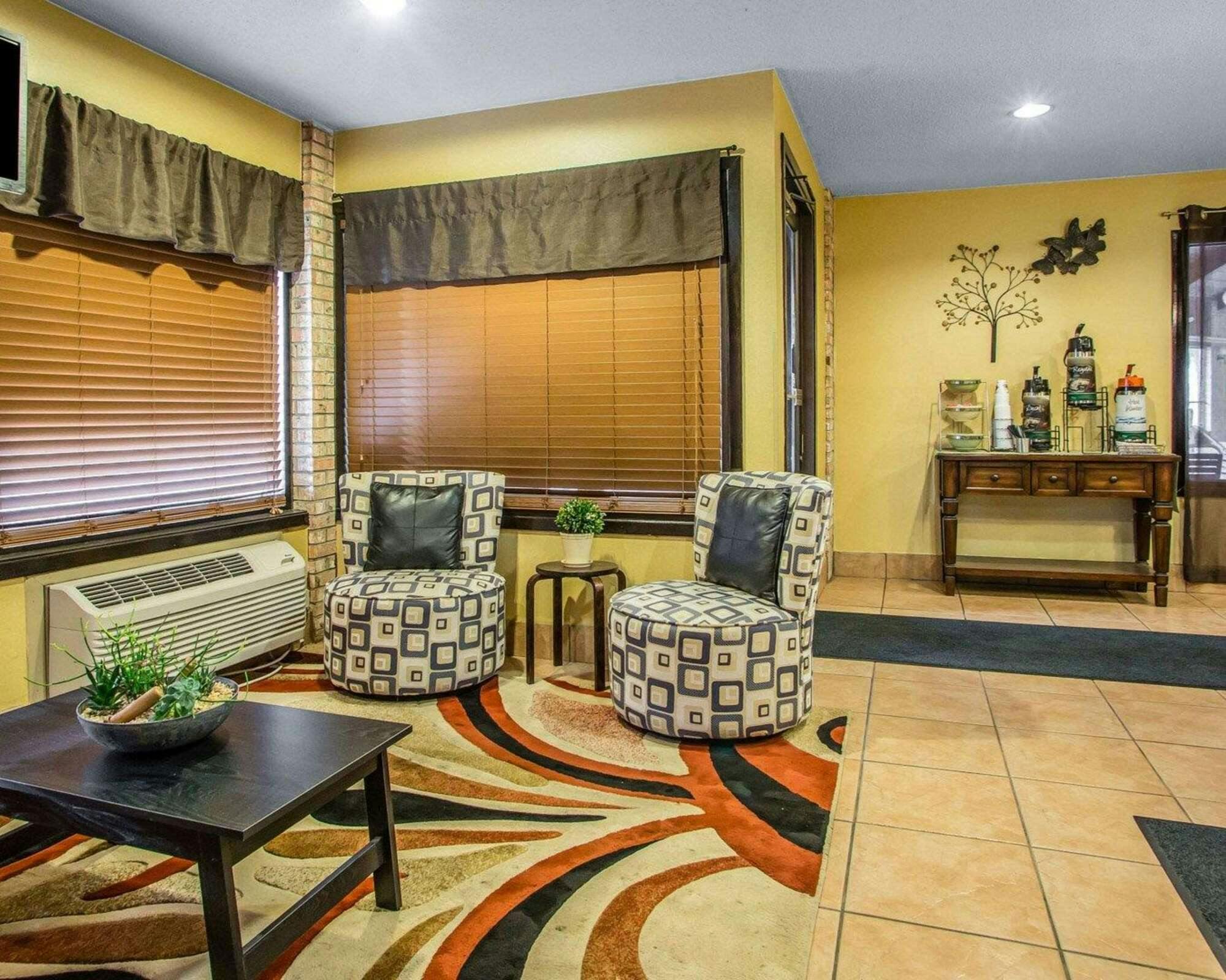 Hotel AmericInn Mosinee Airport photo 1