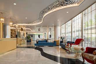 Hotel TRYP Istanbul Beyoglu photo 2