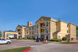 Hotel BEST WESTERN PLUS McKinney Inn & Suites photo 2