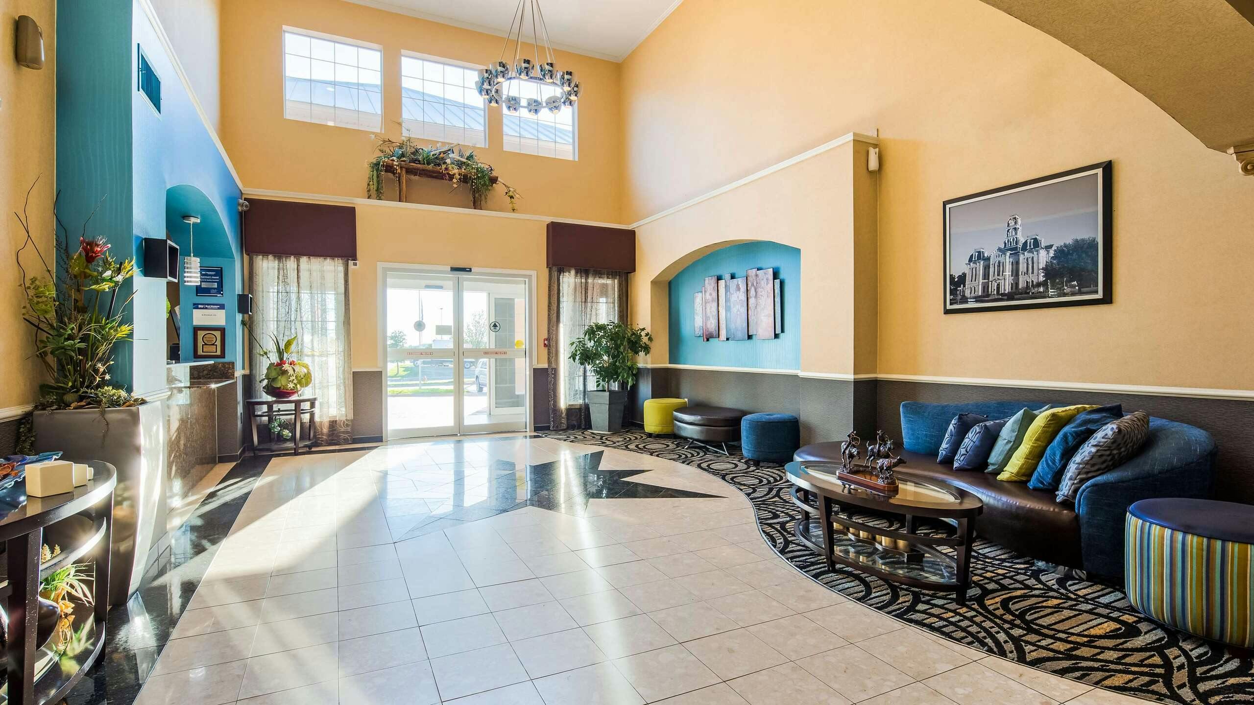 Hotel Best Western Plus Cutting Horse Inn & Suites photo 2