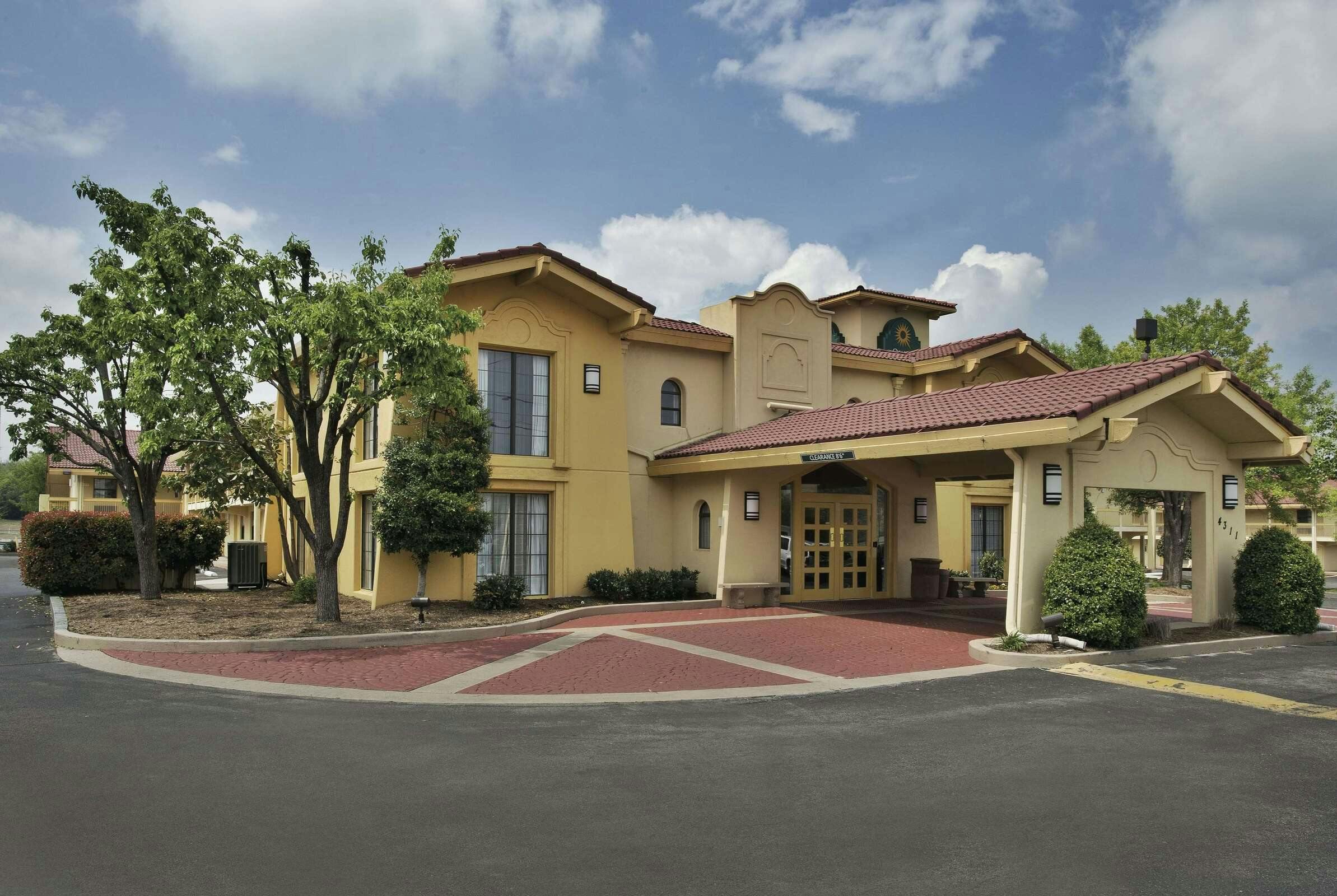 Hotel La Quinta Inn by Wyndham Nashville South photo 1