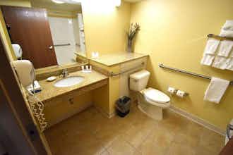 Hotel Canad Inns Destination Center Grand Forks photo 4