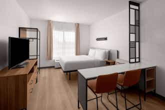 Hotel StudioRes Fort Myers photo 3
