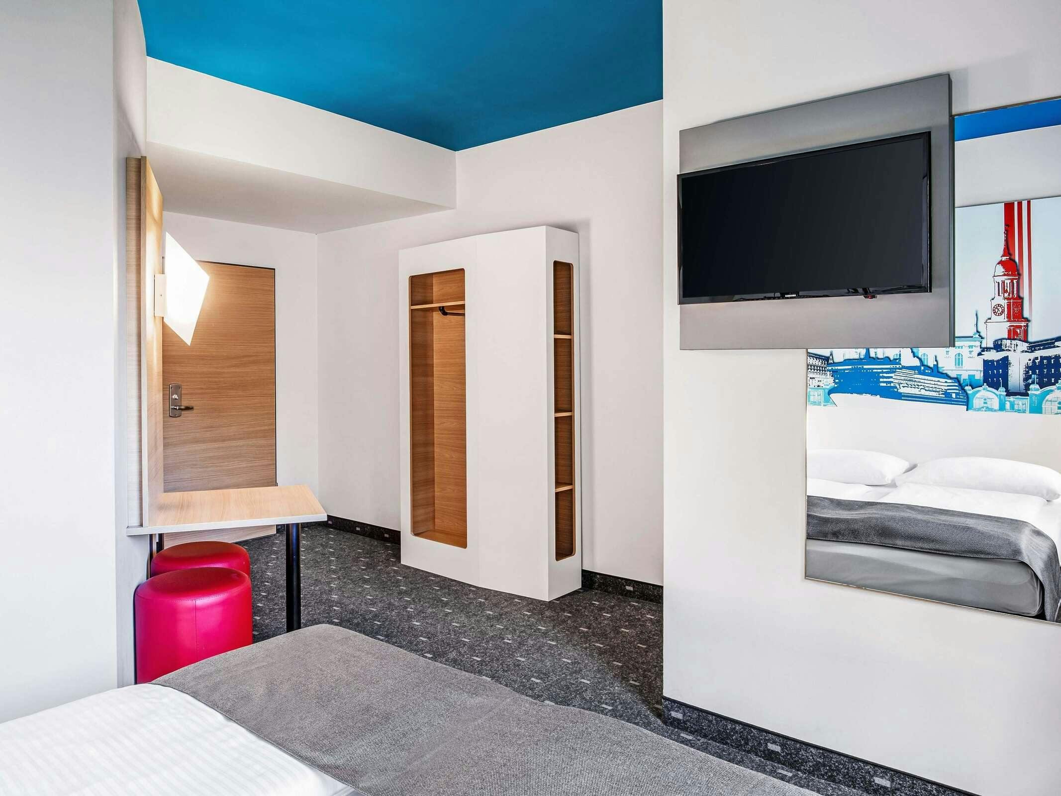 Hotel B&B Hotel Hamburg City-Ost photo 4