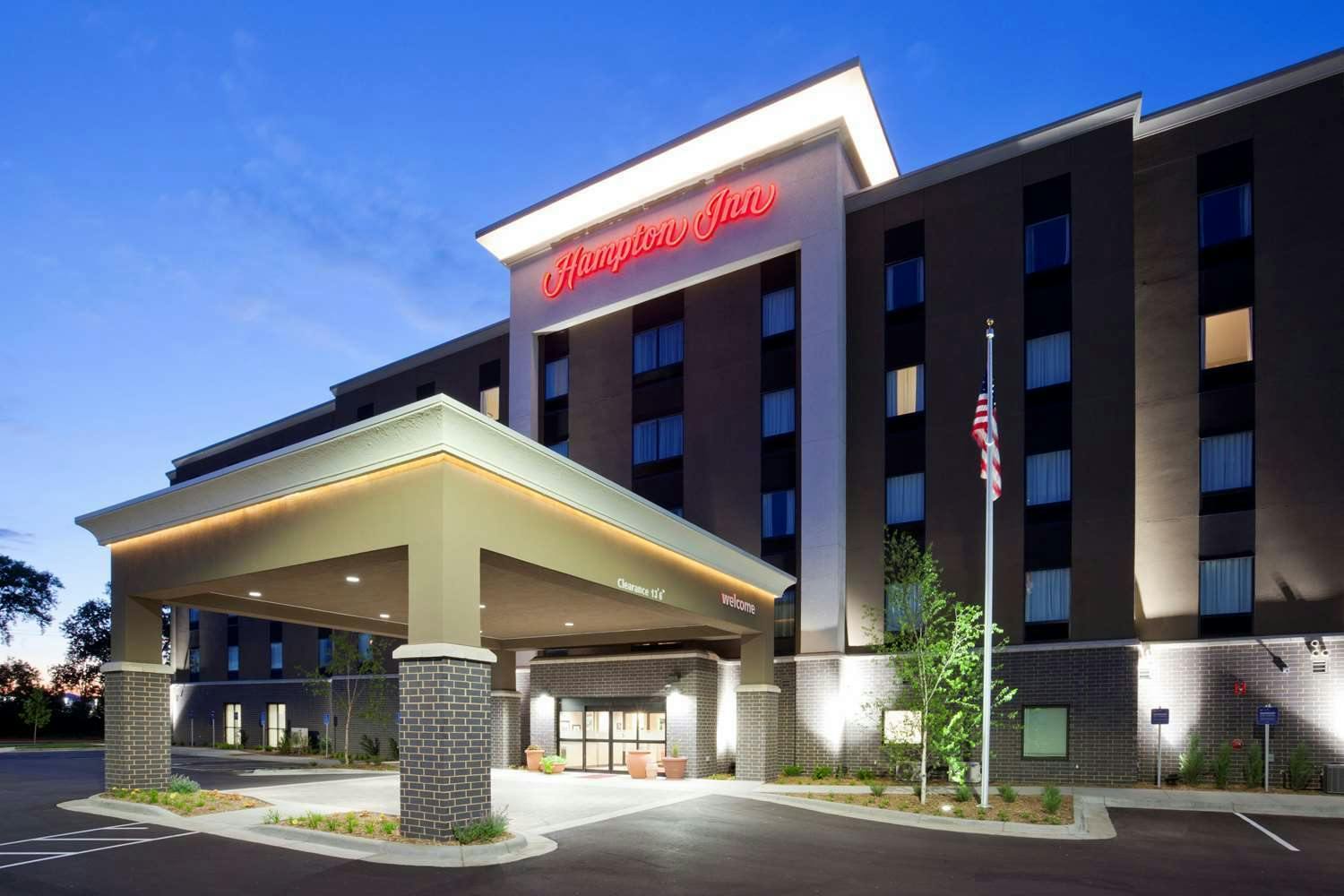 Hampton Inn Minneapolis Roseville