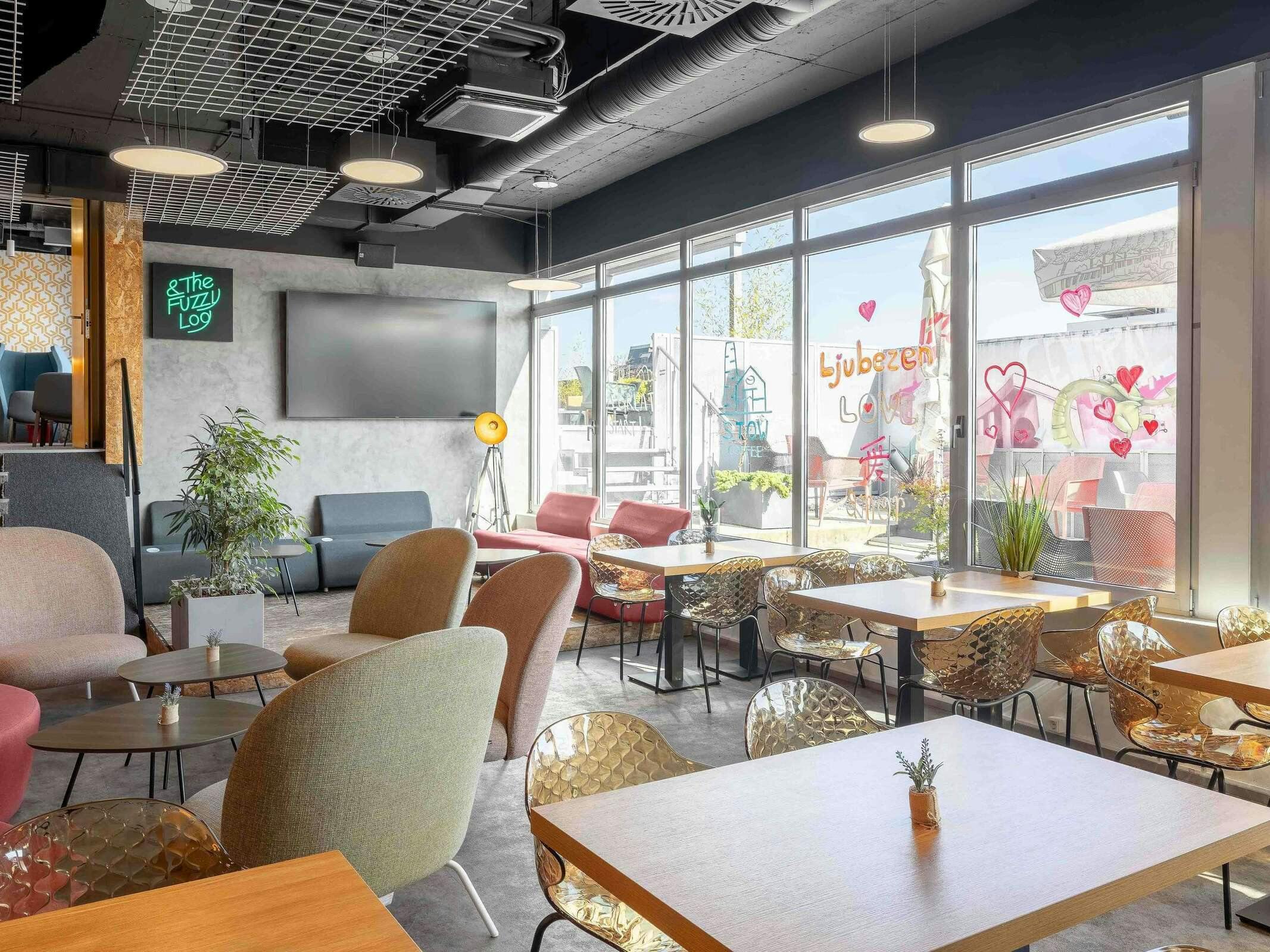 Ibis Styles Ljubljana The Fuzzy Log