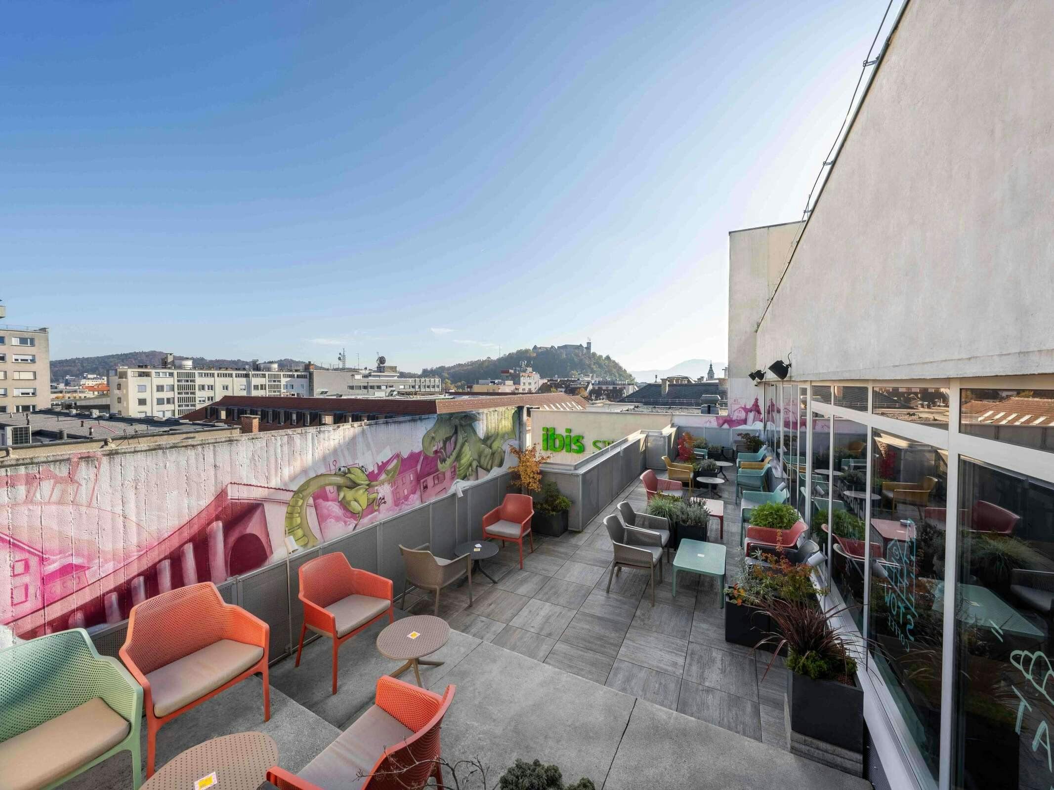 Hotel Ibis Styles Ljubljana The Fuzzy Log photo 1