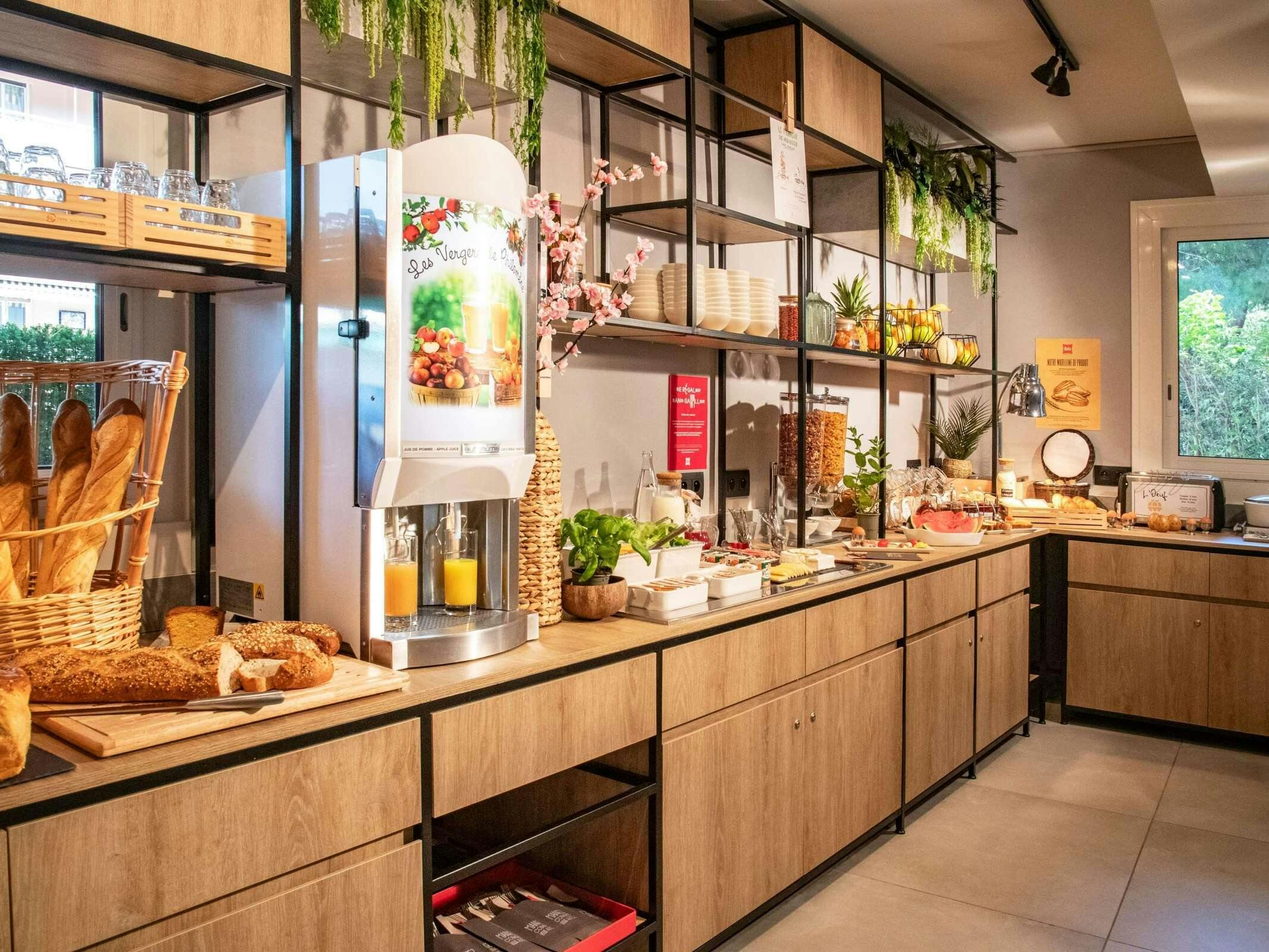 Hotel Ibis Roquebrune Cap Martin Menton photo 1