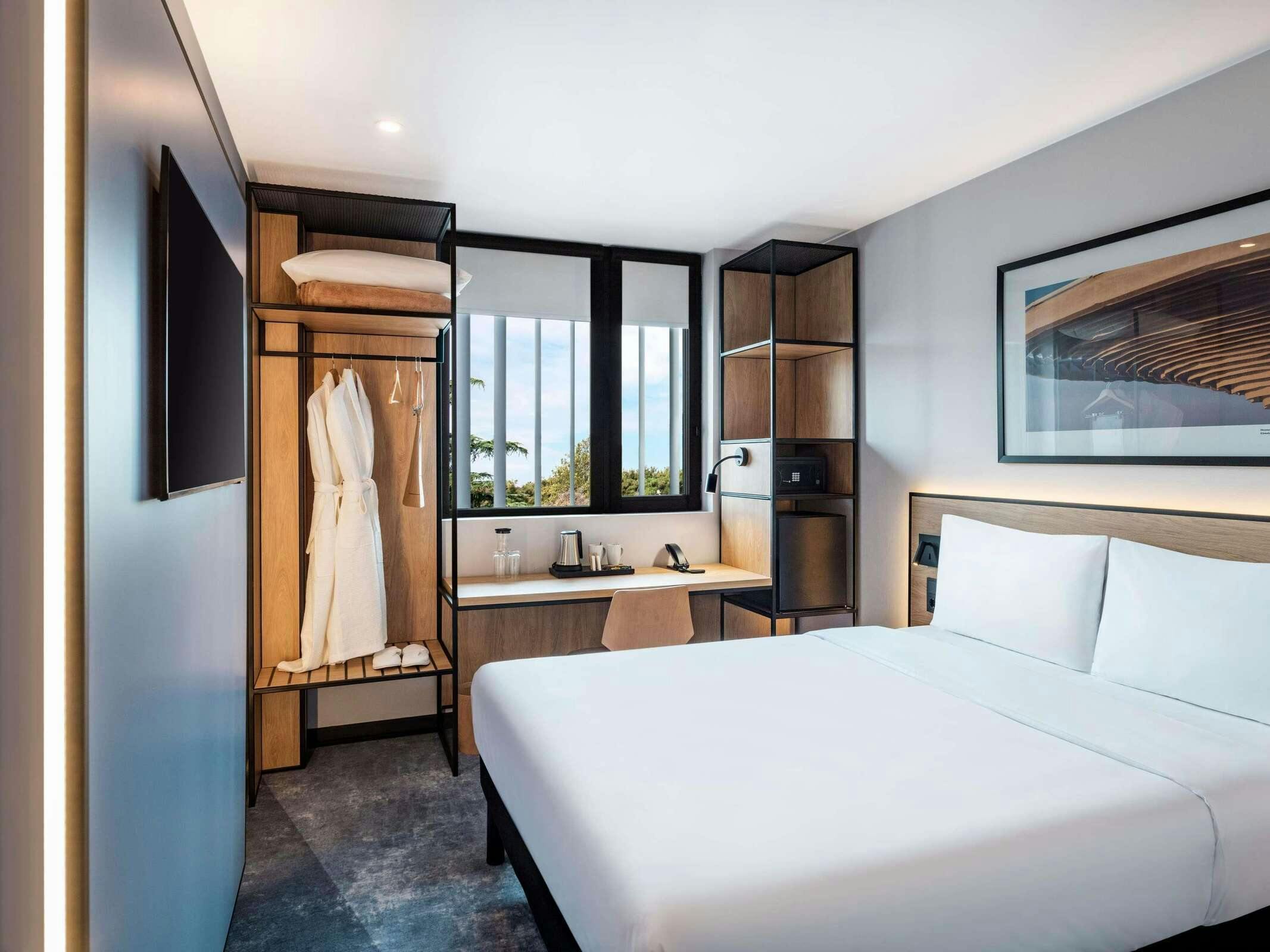 Hotel Ibis Tbilisi Airport photo 2