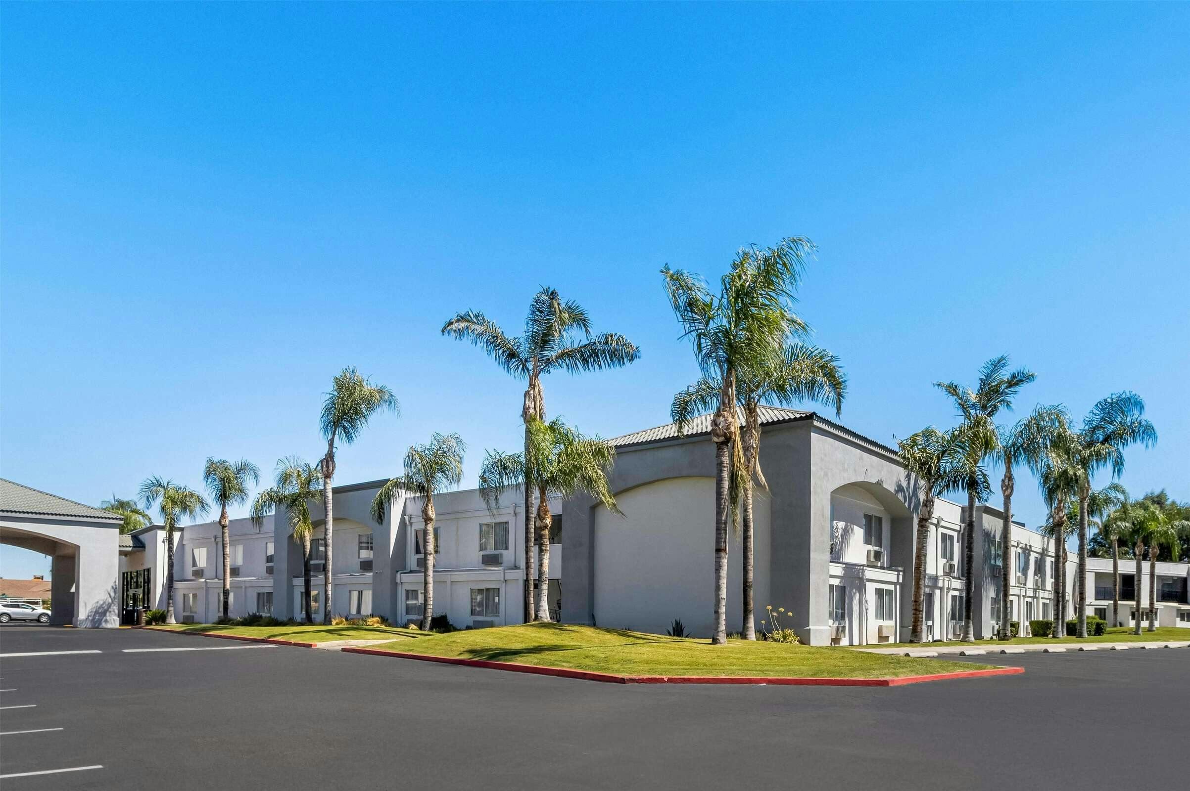 Hourglass Hotel, Trademark Collection by Wyndham