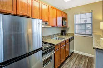 Hotel TownePlace Suites Detroit Dearborn photo 4