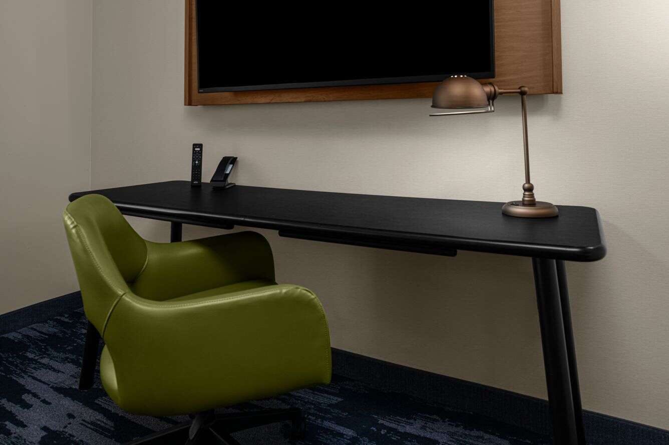 Hotel Fairfield Inn & Suites Winters Davis photo 5