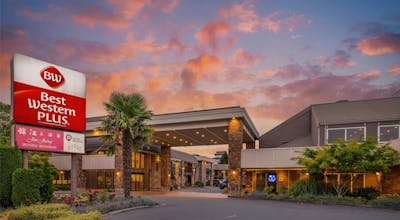 Best Western Plus Burnaby Hotel