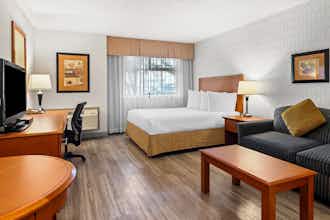 Hotel Best Western Plus Langley Inn photo 4