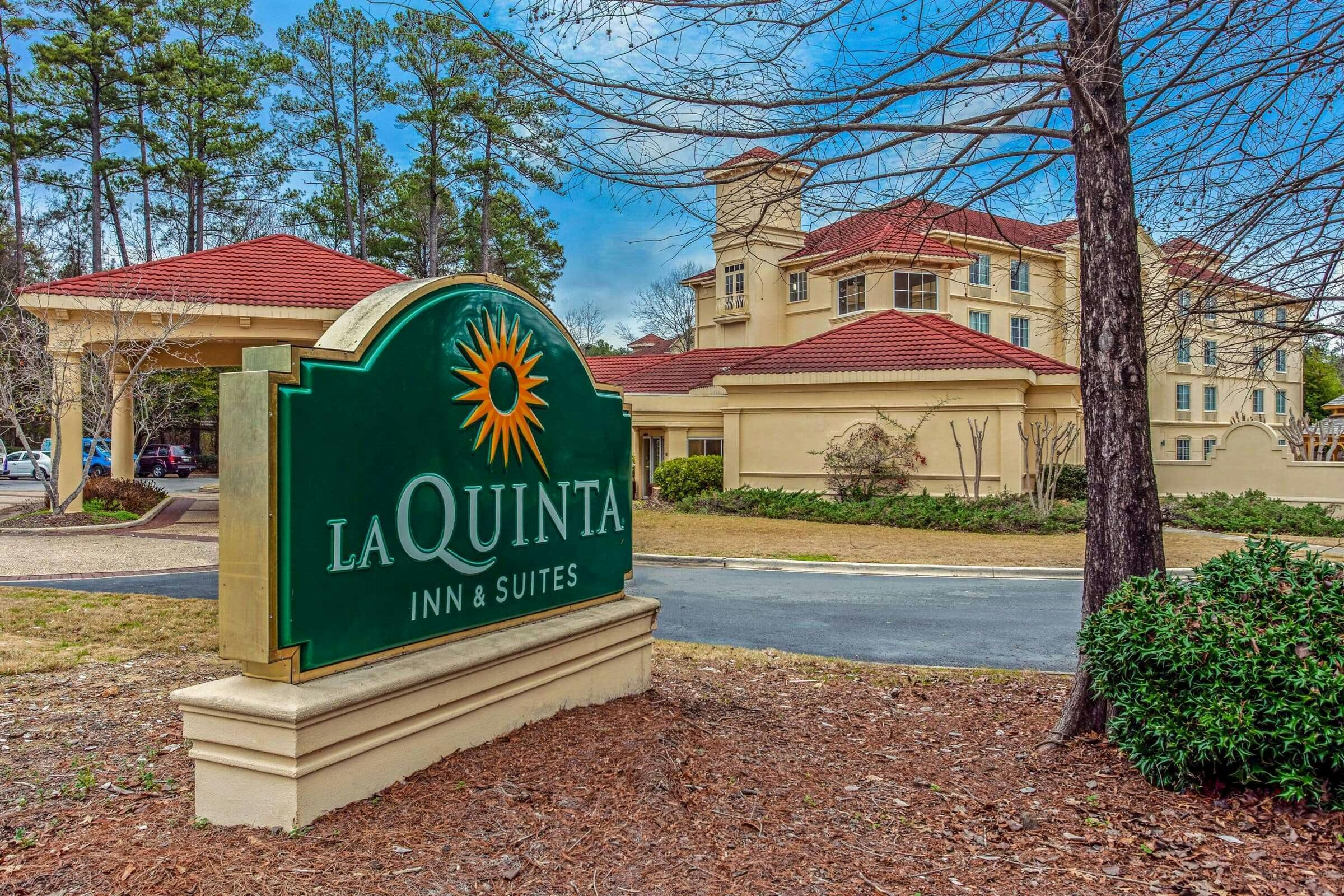 Hotel La Quinta Inn & Suites by Wyndham Birmingham Hoover photo 1