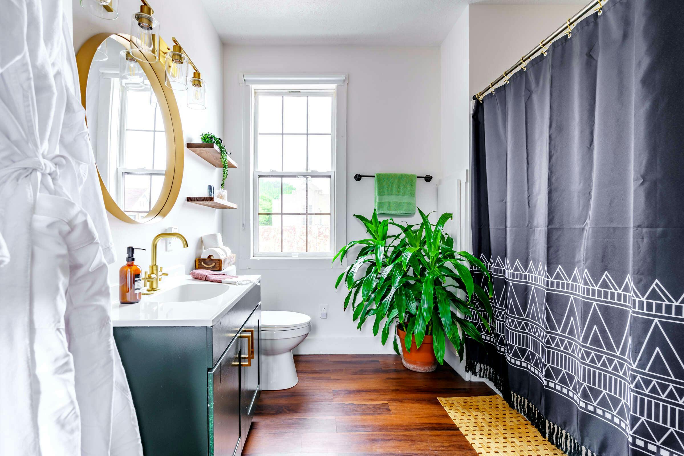 Hotel Jungle House Luxury Stays - Downtown Chillicothe photo 1