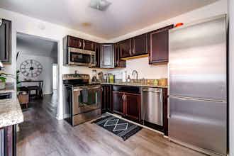 Hotel Jungle House Modern Lofts – Arena District & Short North photo 2