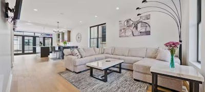 Jungle House Premier Residences – Downtown Columbus & Short North