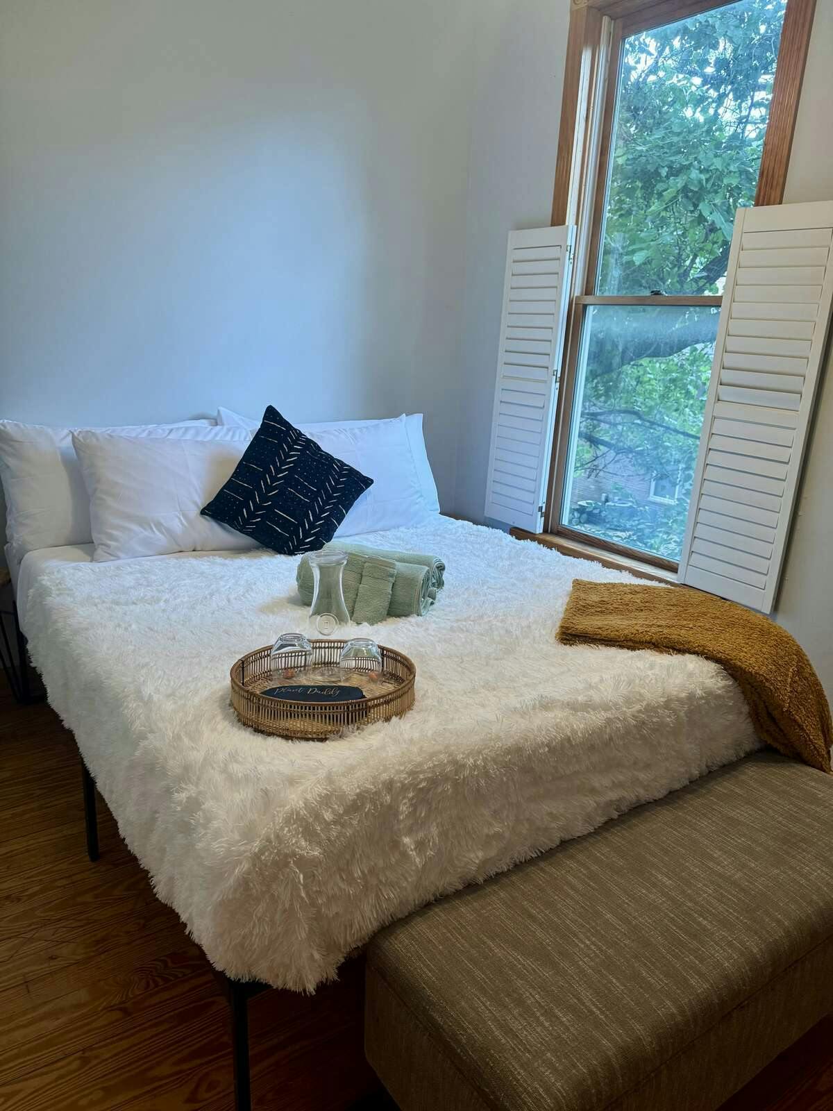 Jungle House Boutique Lofts – Downtown Columbus & Short North