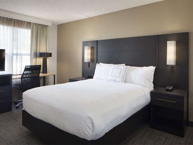 Hotel Sonesta ES Suites Fresno photo 2