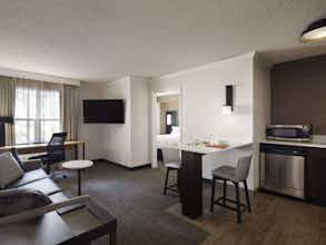 Hotel Sonesta ES Suites Fresno photo 4