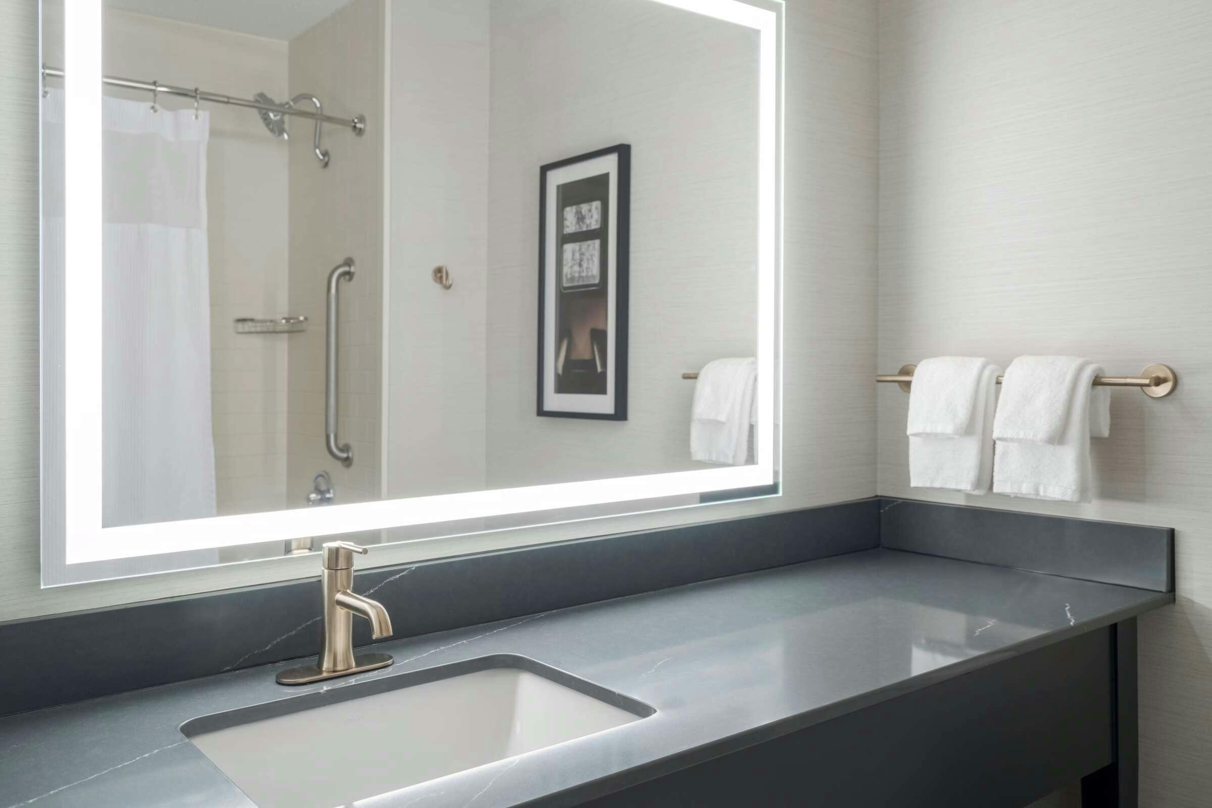 Hotel Crowne Plaza Indianapolis Downtown Union Station photo 5