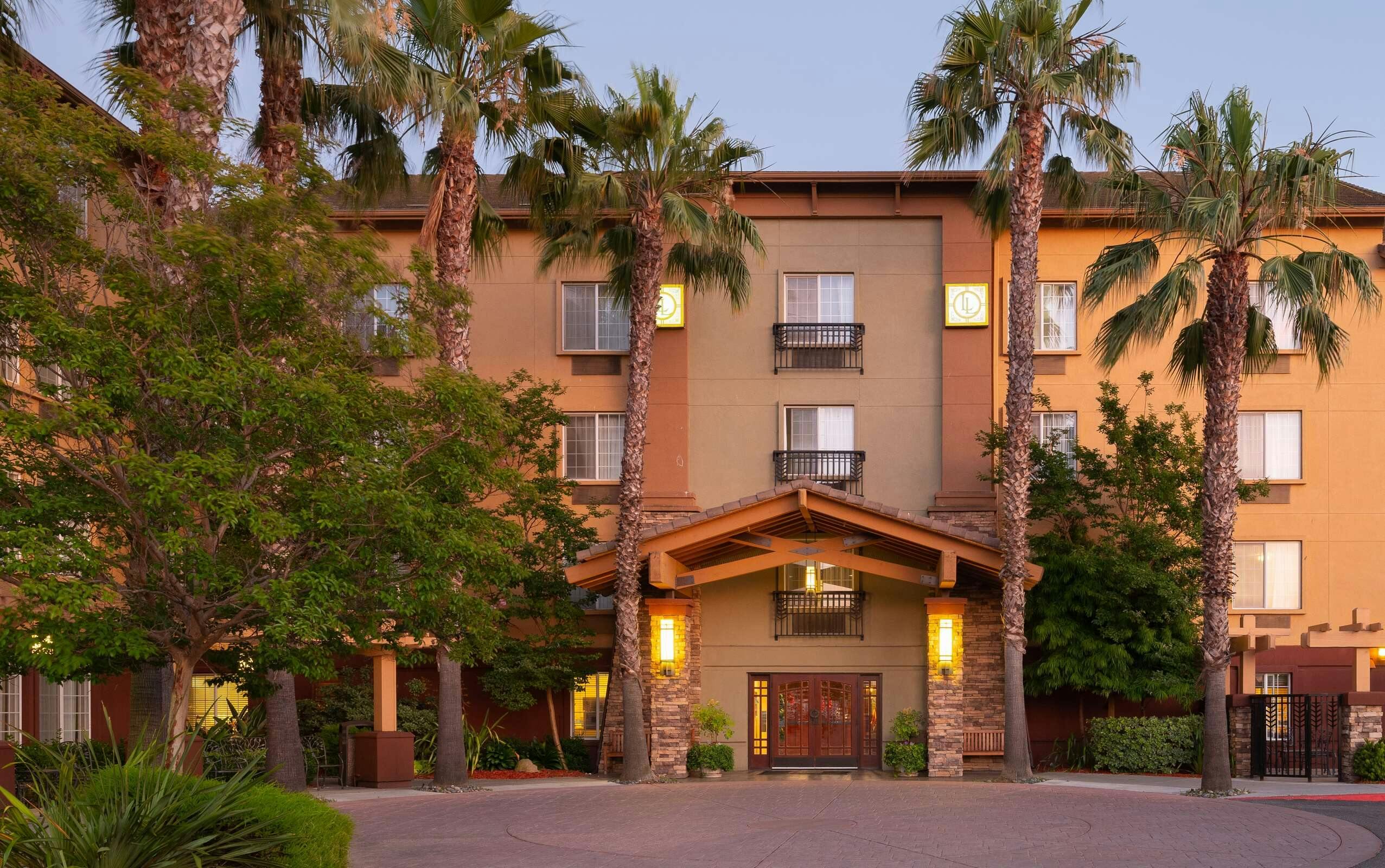 Larkspur Landing Folsom - An All-Suite Hotel