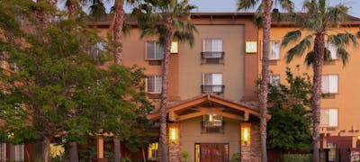 Larkspur Landing Folsom - An All-Suite Hotel