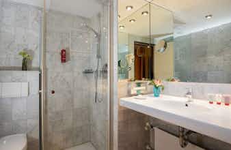 Hotel Leonardo Royal Hotel Köln Am Stadtwald photo 3