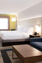 Hotel Holiday Inn Express Louisville Northeast photo 2