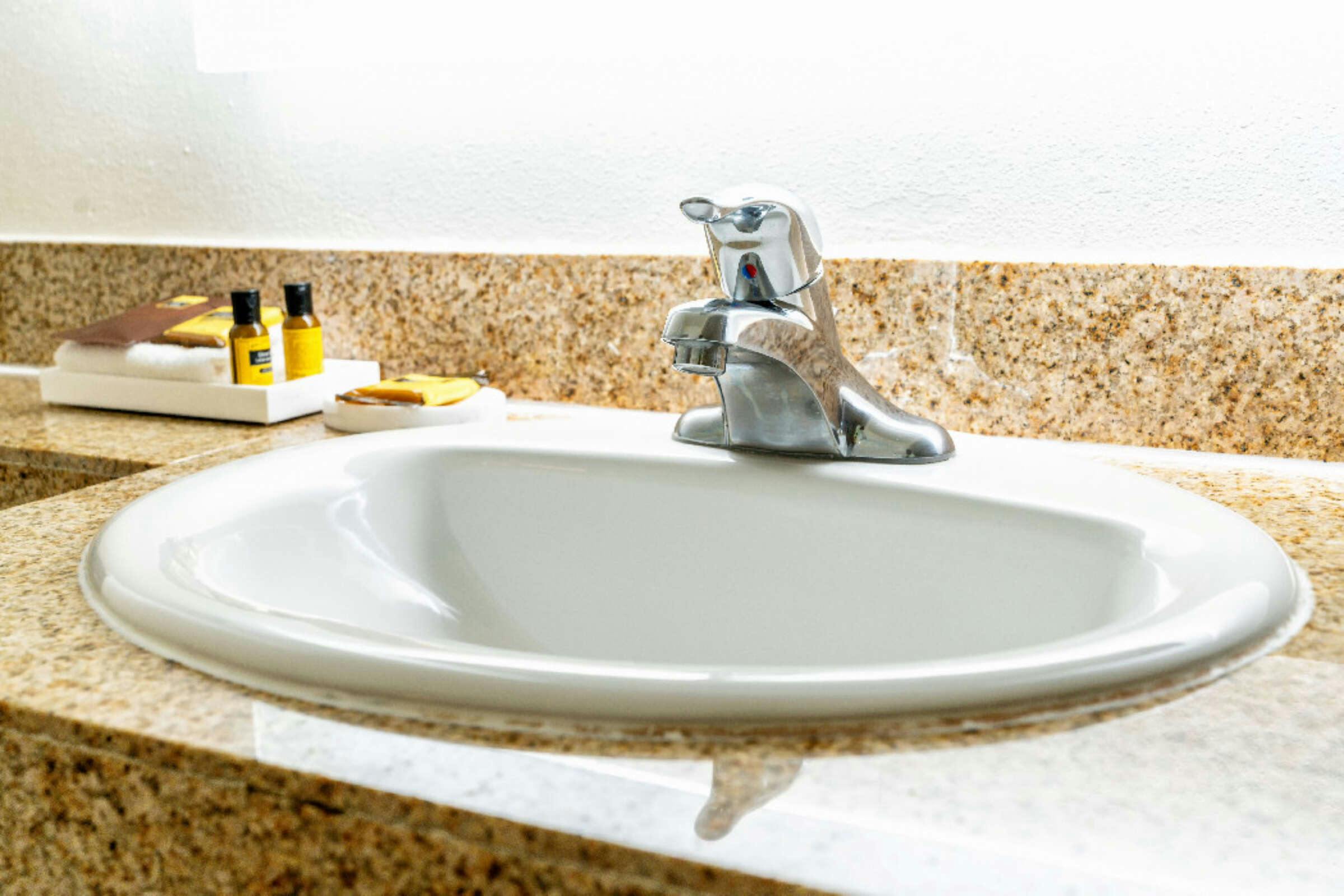 Hotel Inn at 50 Long Beach Convention Center photo 5