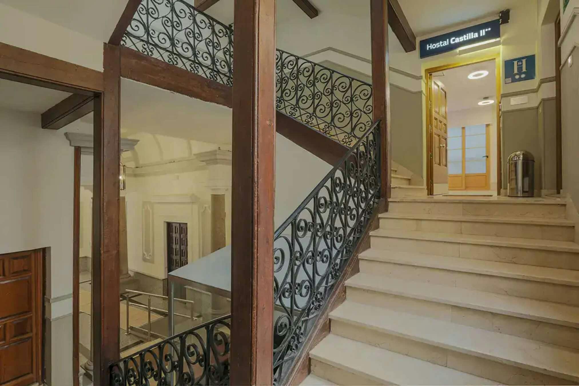 Hotel Hostal Castilla II photo 2