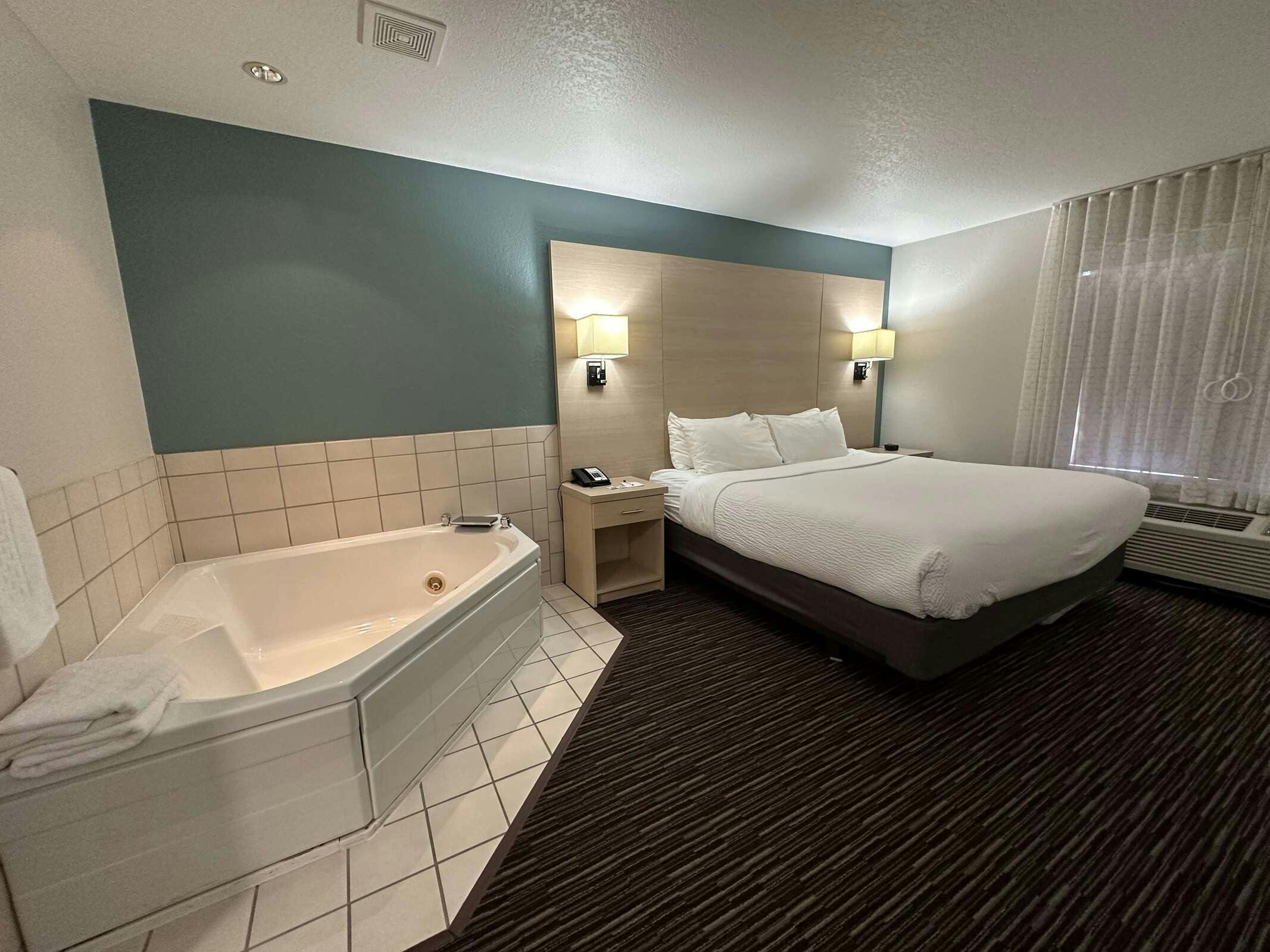 Hotel Best Western Watertown photo 4