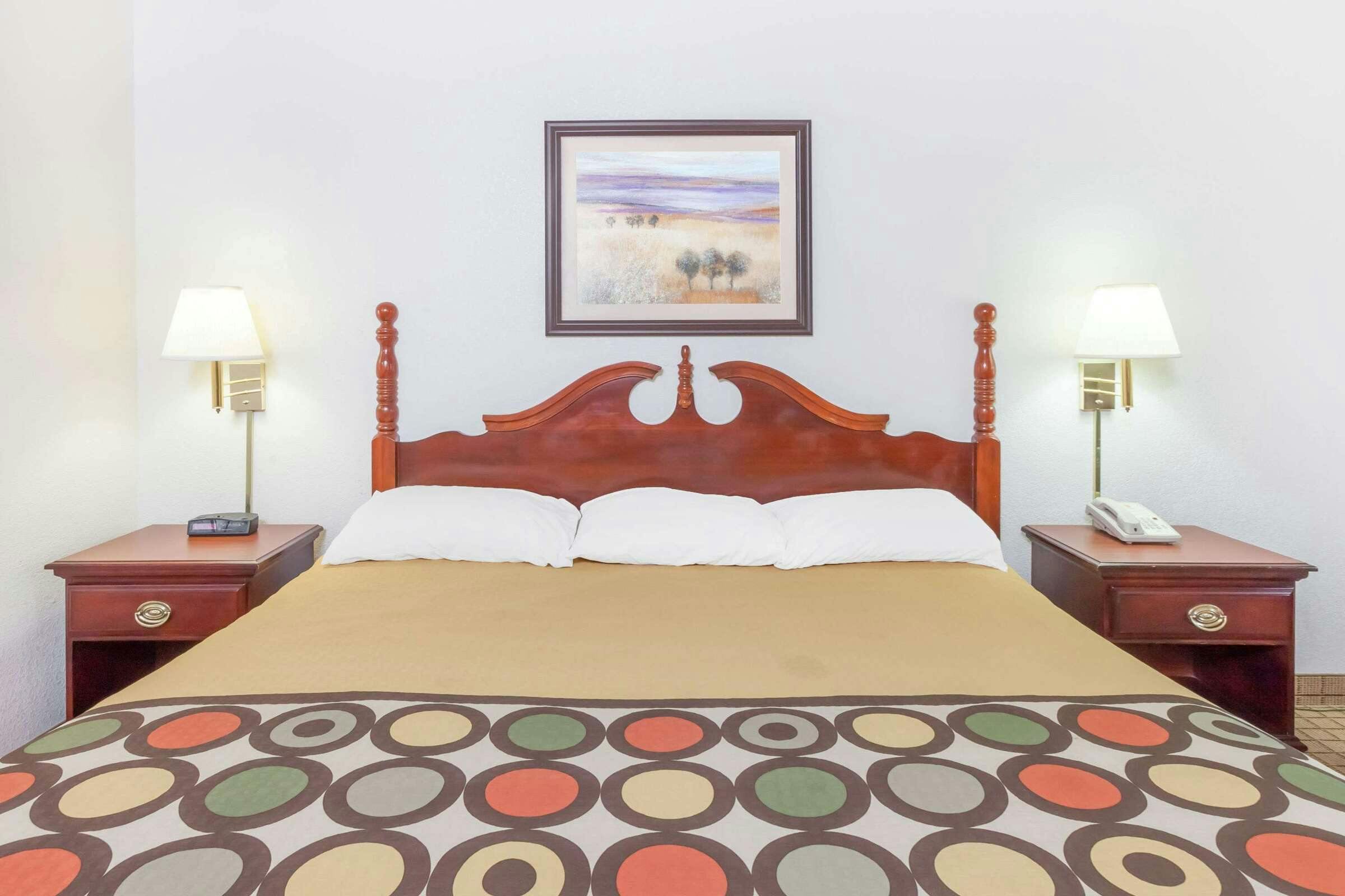 Hotel Super 8 by Wyndham Conway photo 3