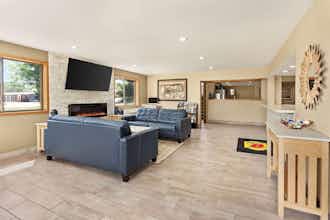 Hotel Super 8 by Wyndham Ankeny/Des Moines Area photo 3