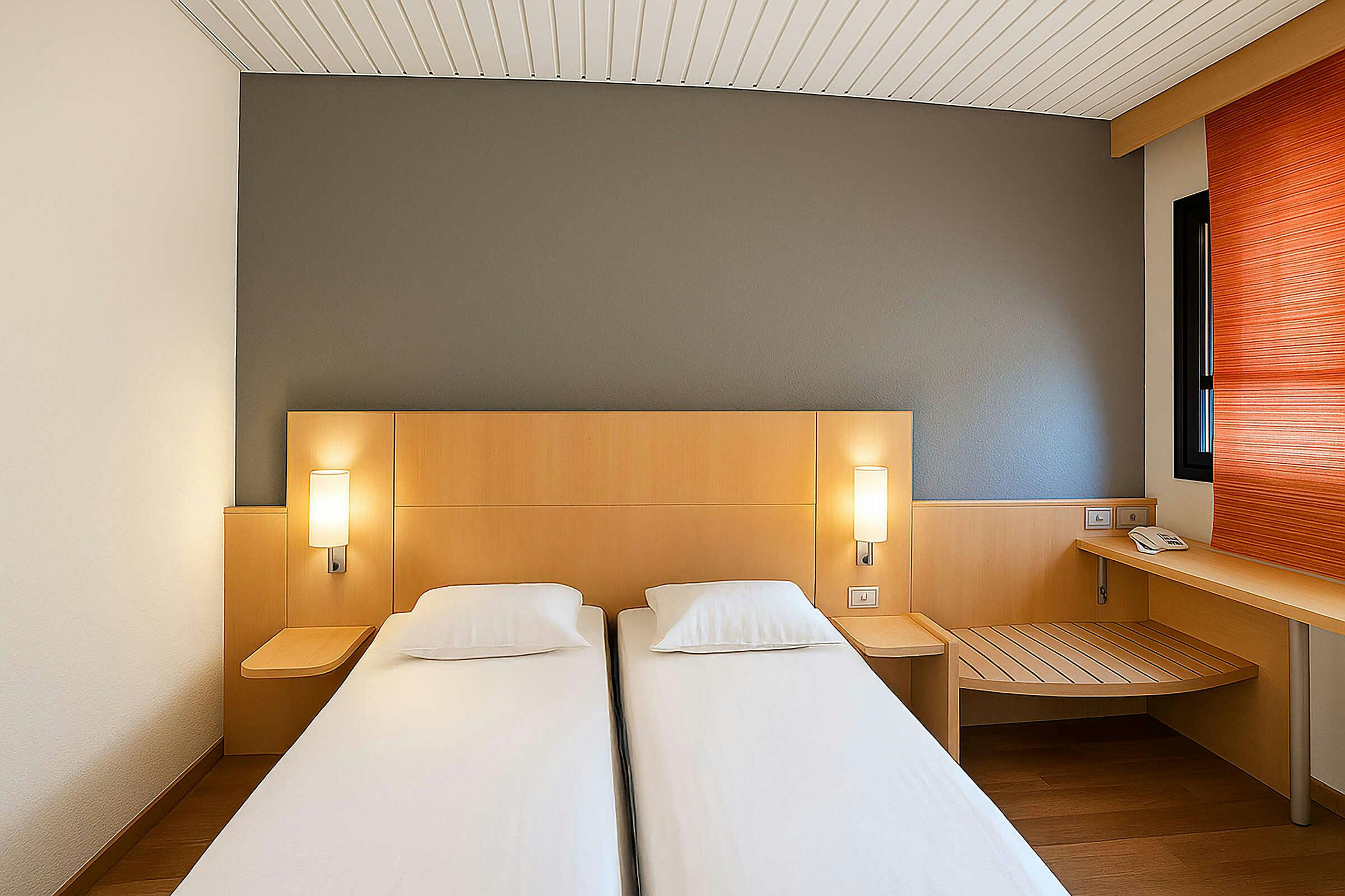 Hotel a&o Milano Ca Granda photo 2