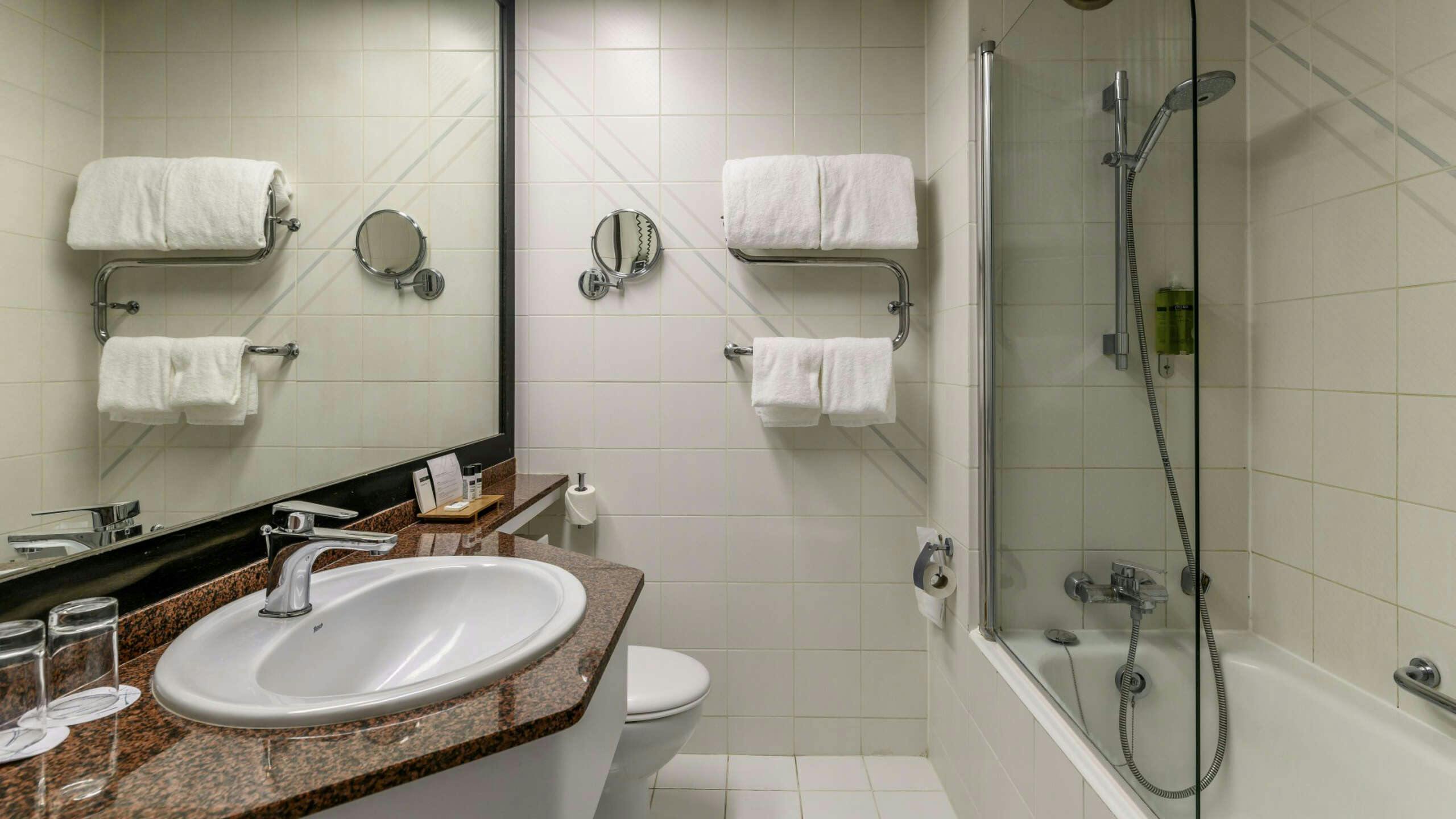 Hotel a&o Brussel Centrum photo 4