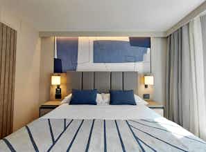 Hotel Riu Plaza Toronto photo 3