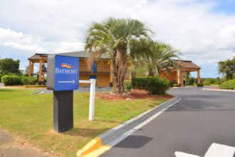 Hotel Baymont by Wyndham Santee photo 1