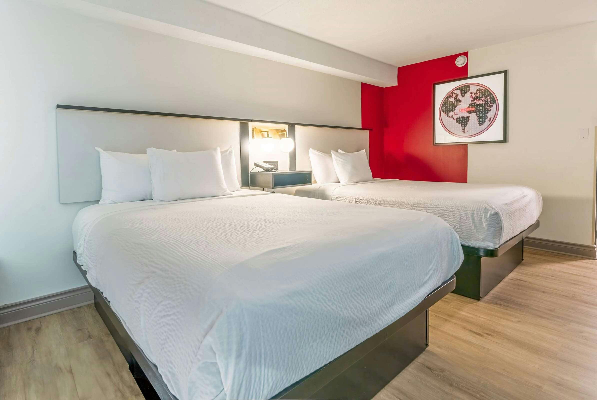 Hotel Ramada by Wyndham Kingston photo 1