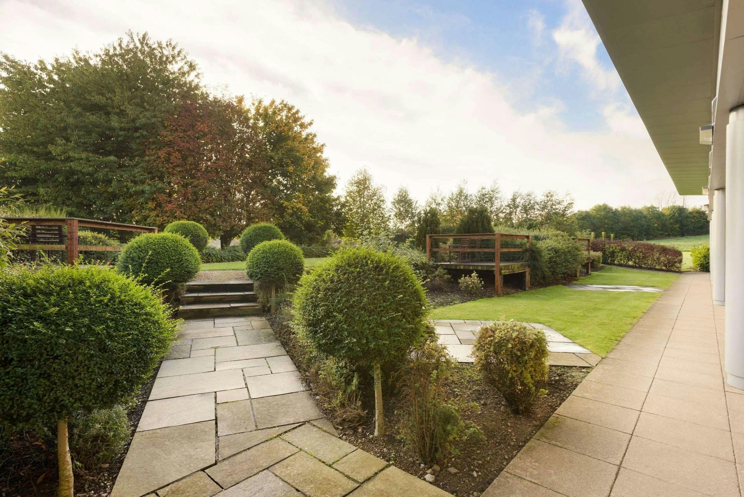 Ramada Plaza by Wyndham Wrexham