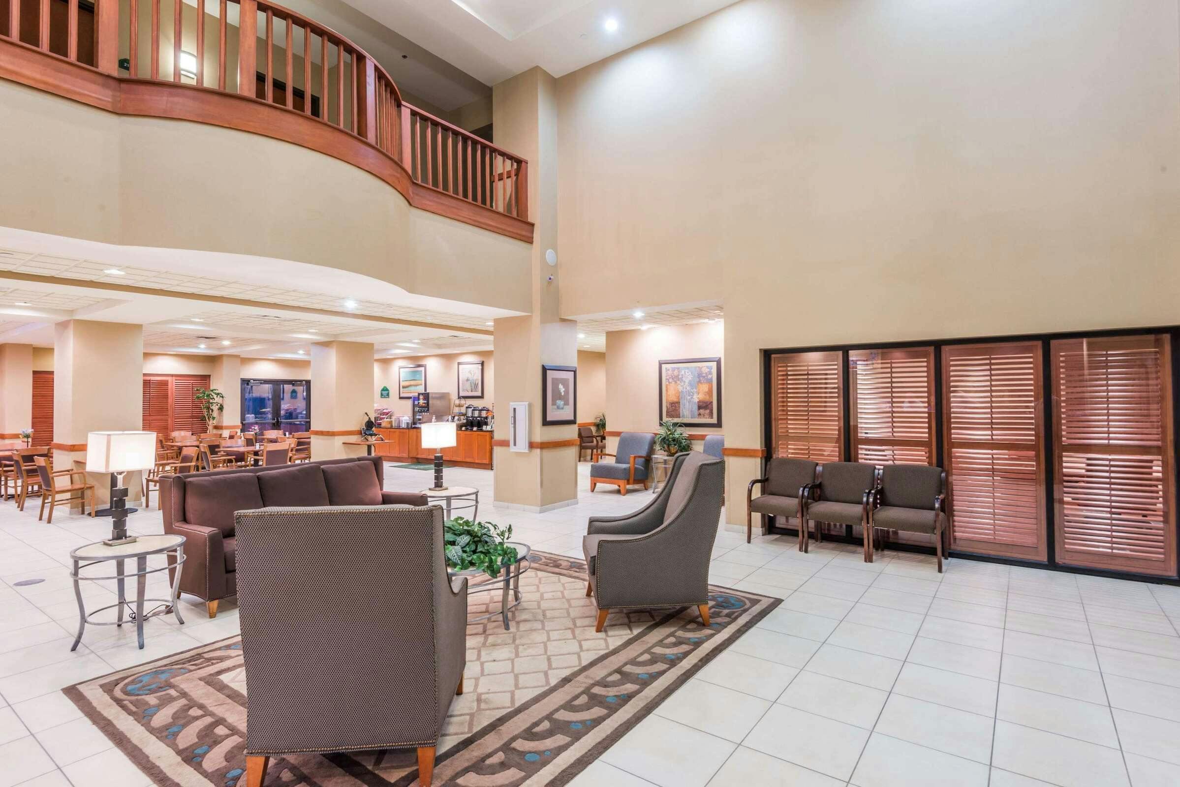 Hotel Wingate by WY New Braunfels photo 2