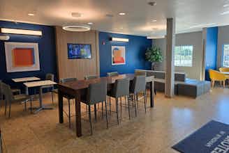 Hotel Microtel Council Bluffs photo 5