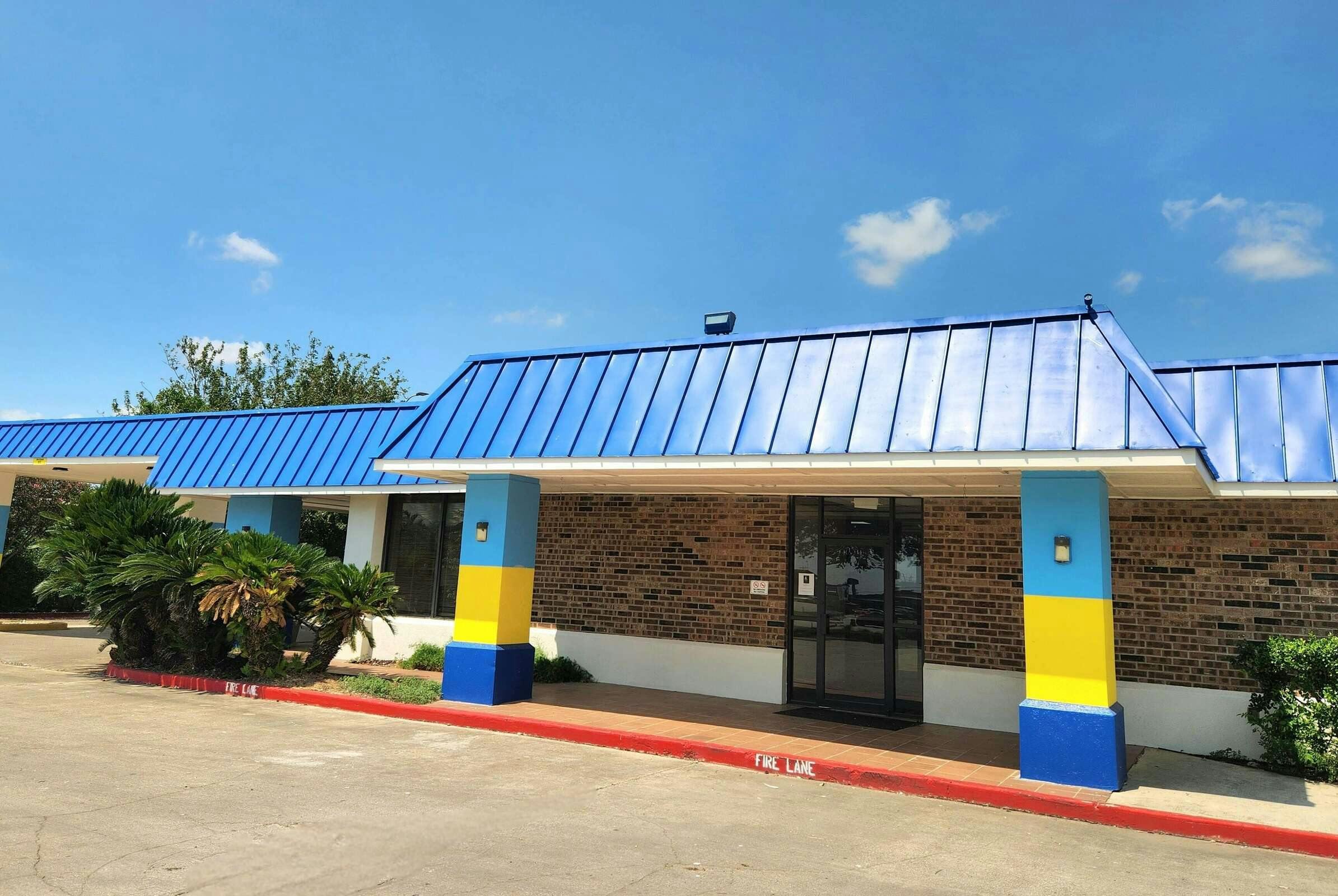 Days Inn Seguin TX