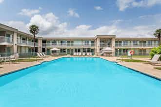 Hotel Days Inn Seguin TX photo 5
