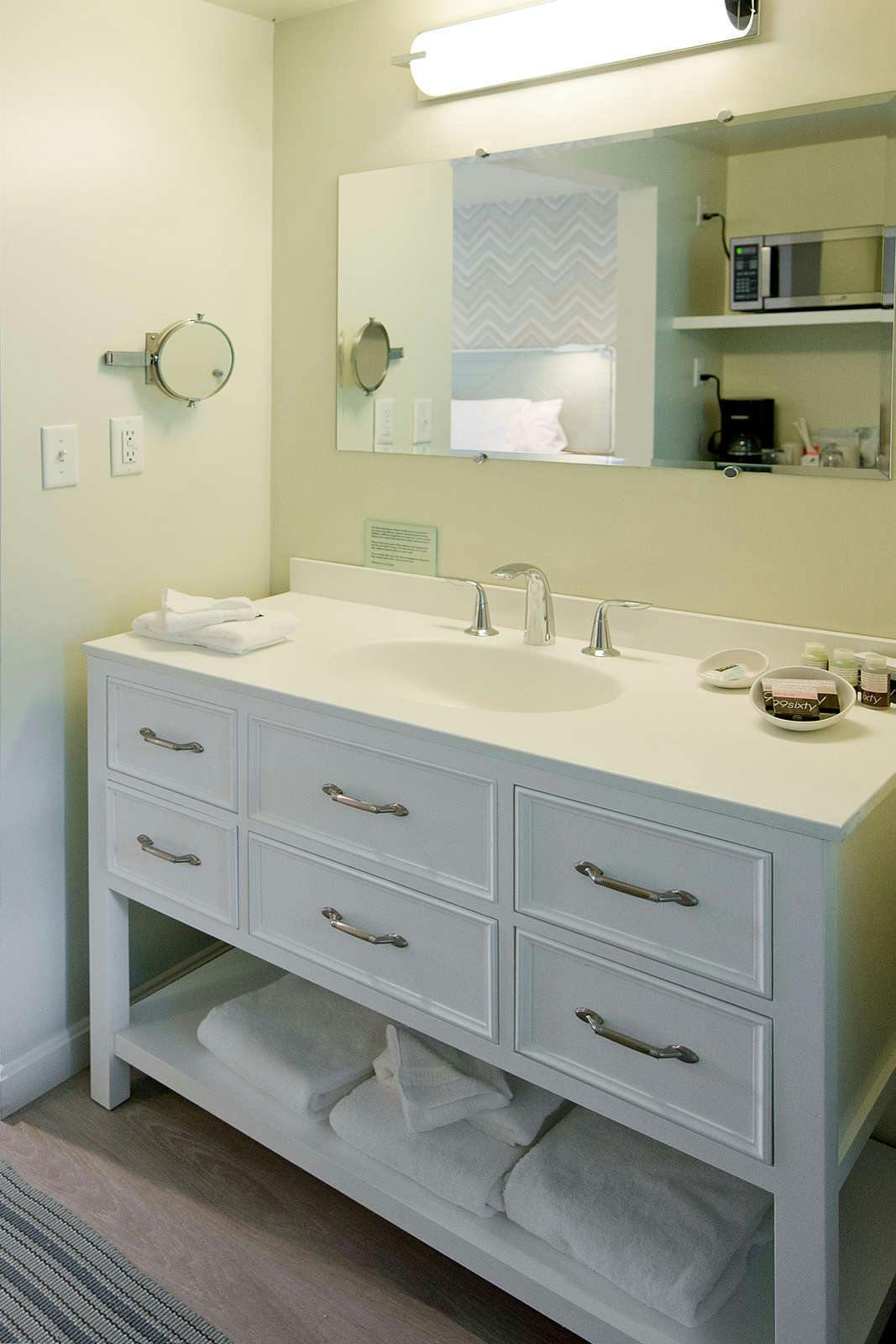 Hotel The Lodge on the Cove photo 5