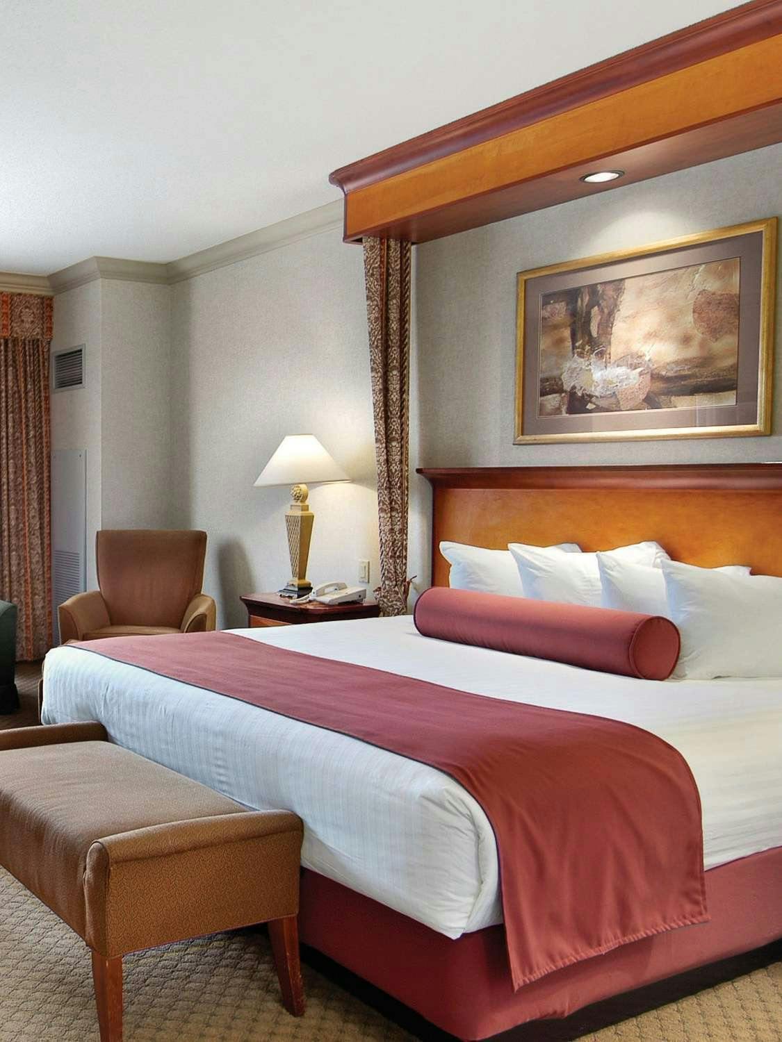 Hotel Harrah's Joliet - A Caesars Rewards Destination photo 1