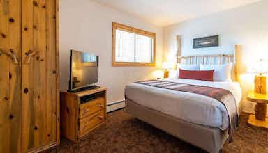 Hotel Red Wolf Lakeside Lodge photo 5