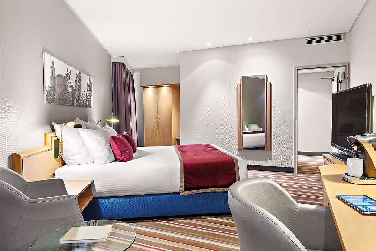 Hotel Leonardo Royal Hotel Frankfurt photo 1