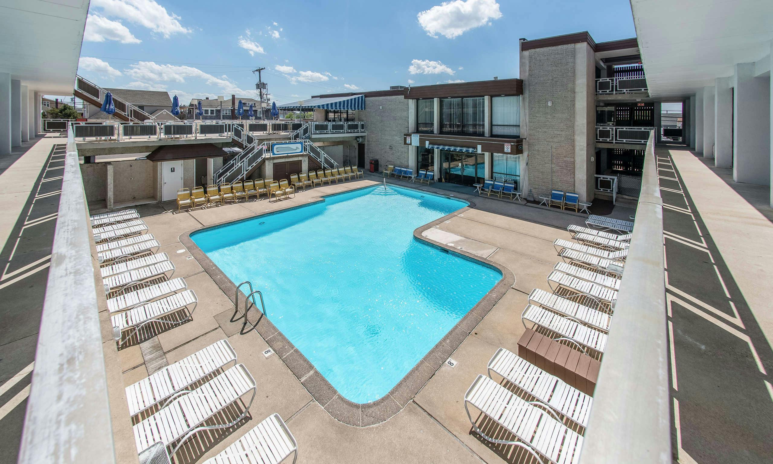 Windjammer Motor Inn